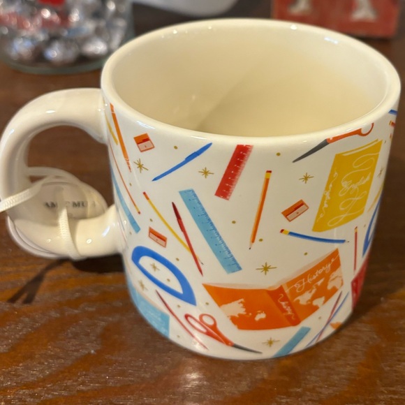 Ceramic Best Teacher Ever Mug - NWT - Picture 8 of 8